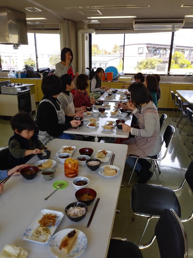 三重県／四日市支部　四日市サロン／サロン長：扇谷美穂